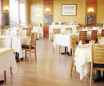 Escale Oceania Centre 3* فان